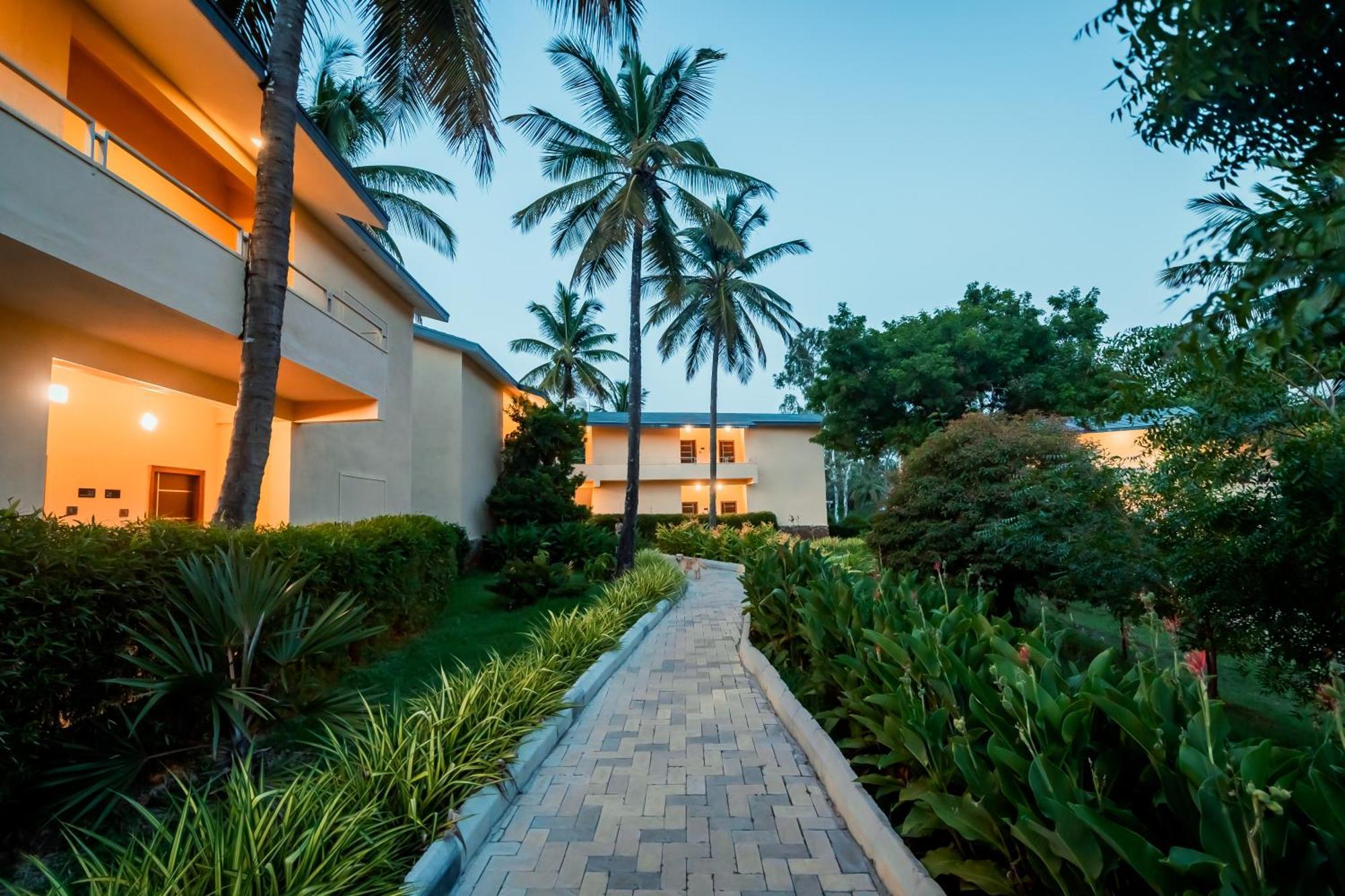 Commune18 Spa Resorts Chikmagalūr Kültér fotó