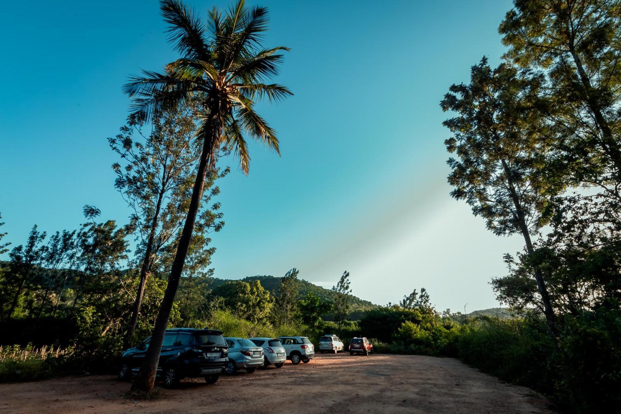 Commune18 Spa Resorts Chikmagalūr Kültér fotó