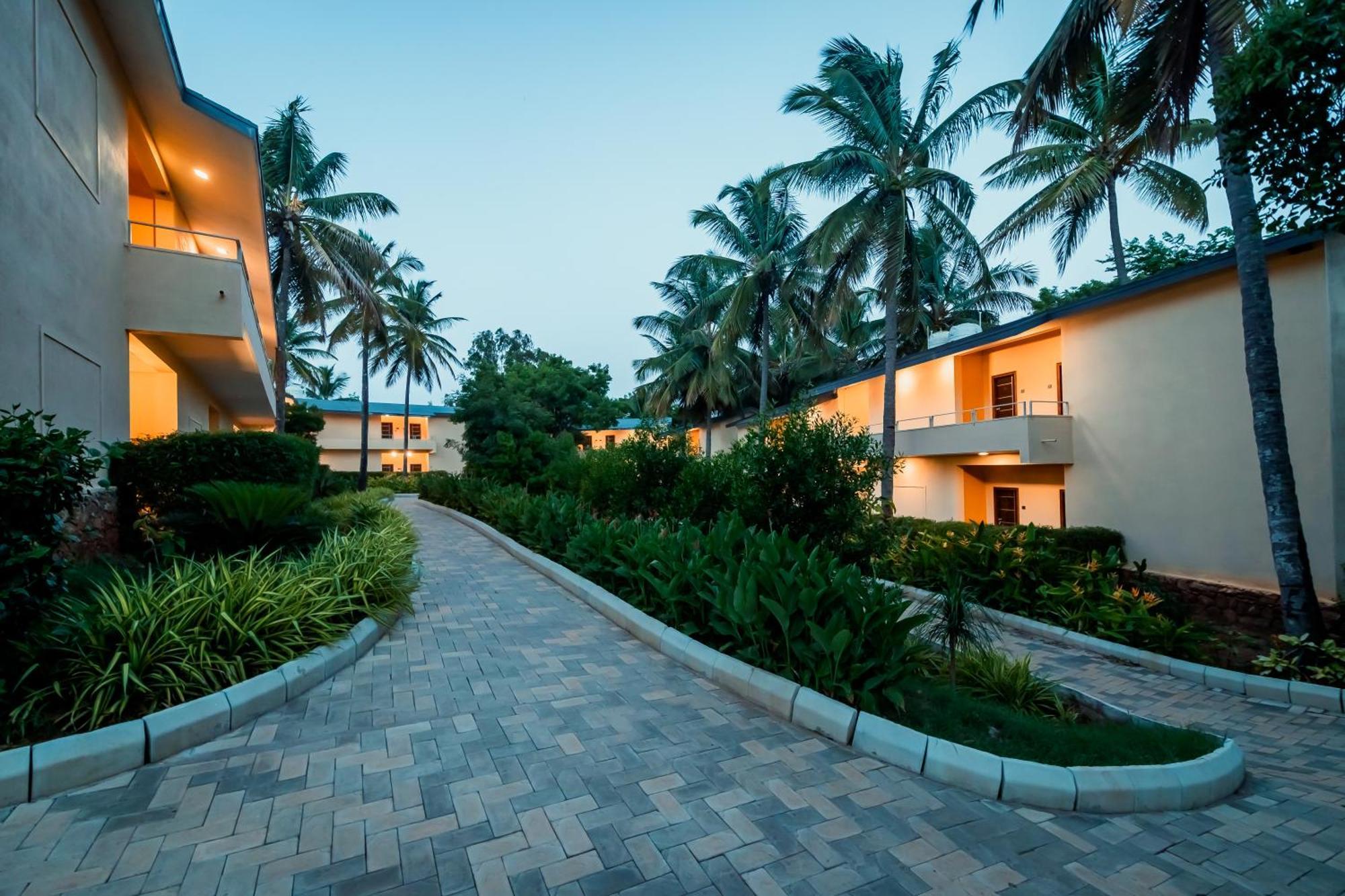 Commune18 Spa Resorts Chikmagalūr Kültér fotó