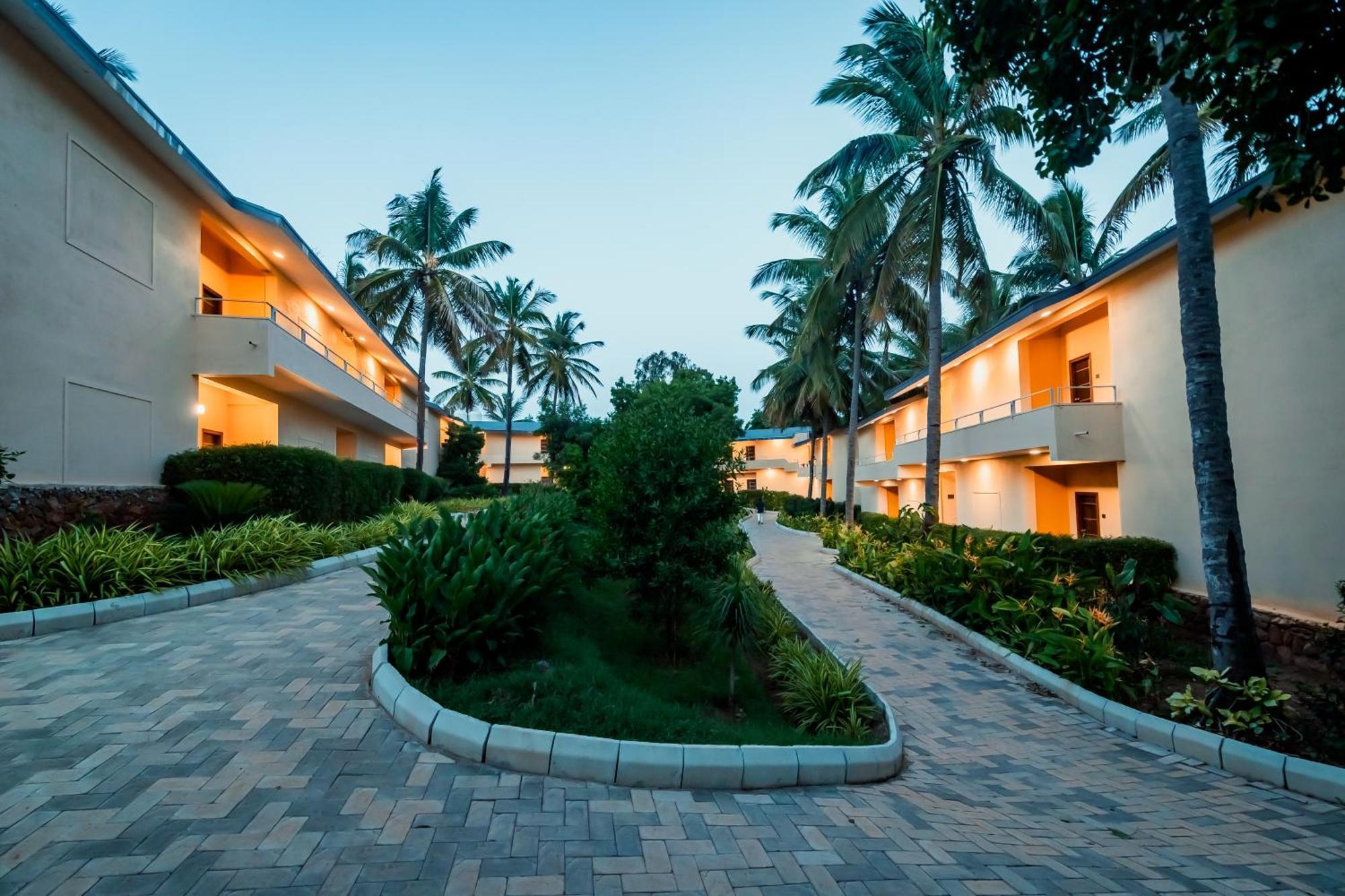 Commune18 Spa Resorts Chikmagalūr Kültér fotó